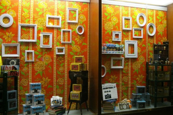 Storefront Displays Pyramid Principle